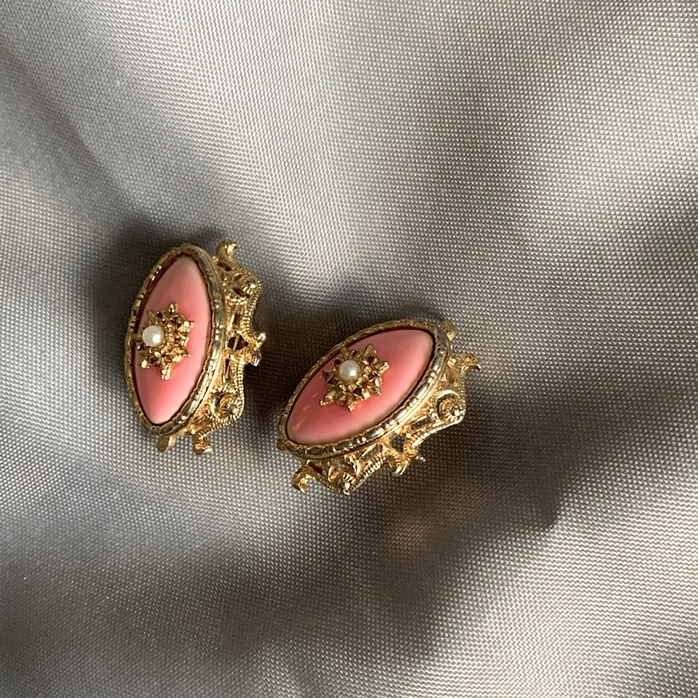 Vintage MOD earrings pink gold pearl enamel ornate clip on earrings
